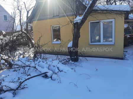 Продам дачний будинок