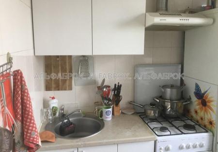 Продам 2-комнатную квартиру