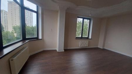 Продам 3-комнатную квартиру в новостройке, ЖК «Армейский»