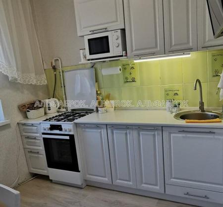 Продам 3-комнатную квартиру
