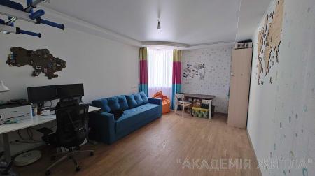 Продам 2-комнатную квартиру в новостройке