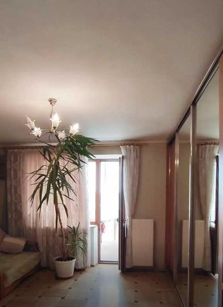 Продам 3-кімнатну квартиру в новобудові