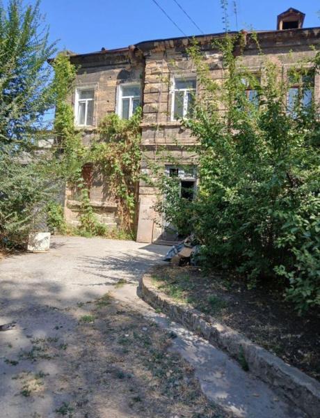 Продам 2-кімнатну квартиру