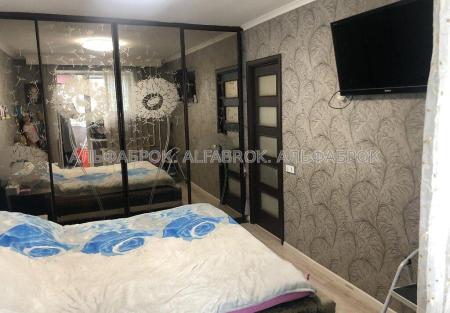 Продам 2-кімнатну квартиру