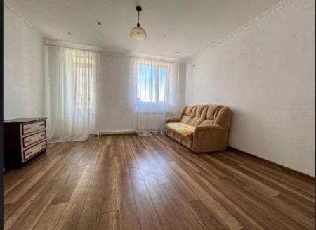 Продам 3-комнатную квартиру
