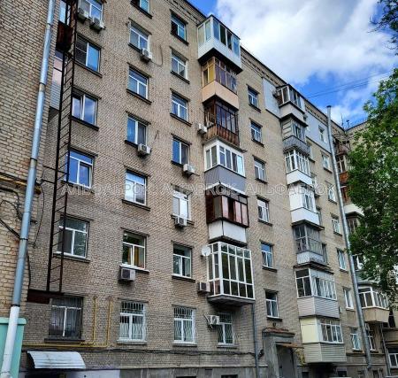 Продам 2-кімнатну квартиру