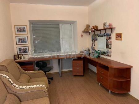 Продам 2-кімнатну квартиру