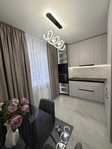 Продам 2-кімнатну квартиру в новобудові, ЖК&nbsp;«Скай&nbsp;Сіті»