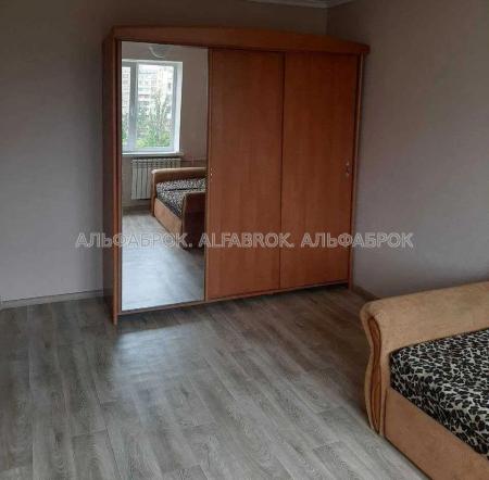 Продам 1-комнатную квартиру