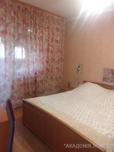 Продам 3-комнатную квартиру