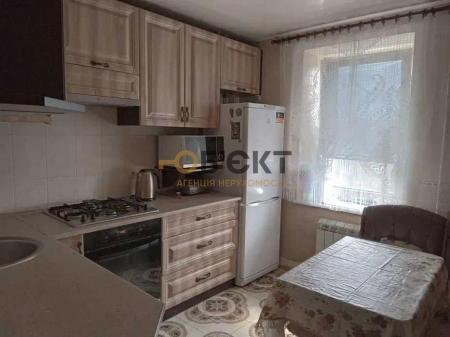 Продам 2-кімнатну квартиру