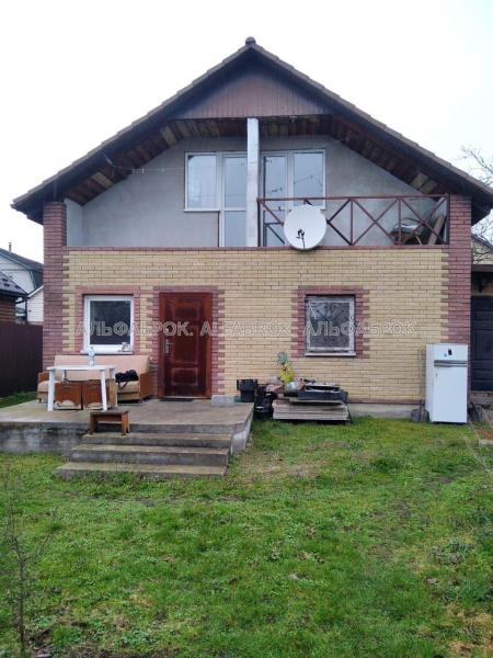 Продам 2-поверховий будинок