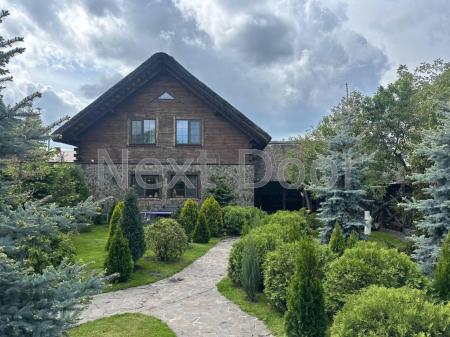 Продам 2-поверховий будинок