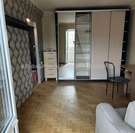 Продам 1-кімнатну квартиру