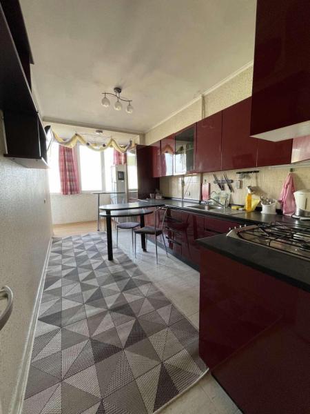 Продам 2-комнатную квартиру