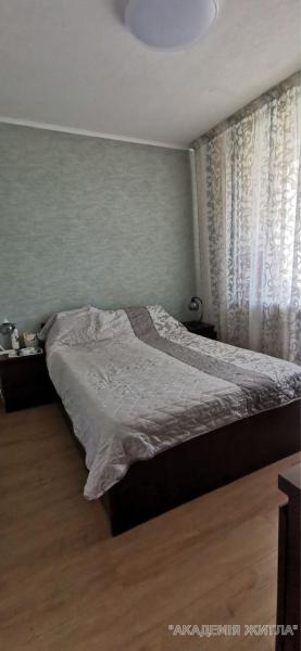 Продам 3-комнатную квартиру