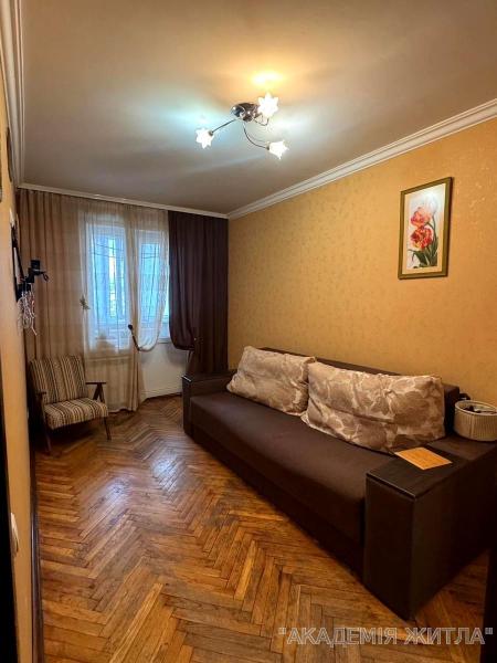 Продам 2-комнатную квартиру