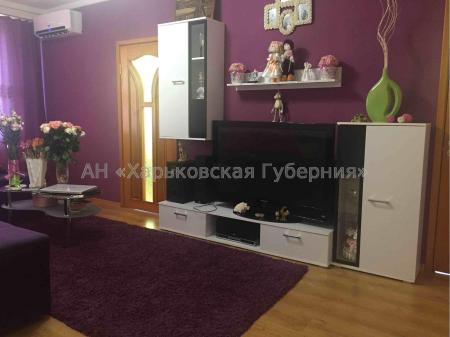Продам 4-комнатную квартиру