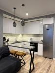 Продам 2-кімнатну квартиру, ЖК The Lakes, 75.50 м², авторський дизайн