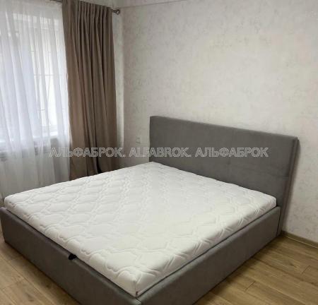 Продам 3-комнатную квартиру