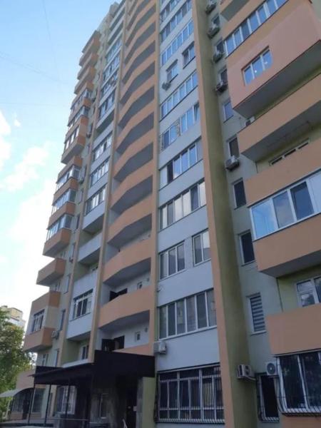 Продам 3-кімнатну квартиру в новобудові