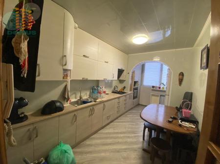 Продам 3-кімнатну квартиру