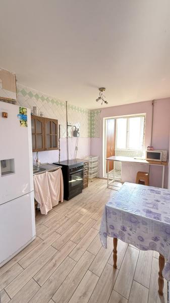 Продам 3-кімнатну квартиру