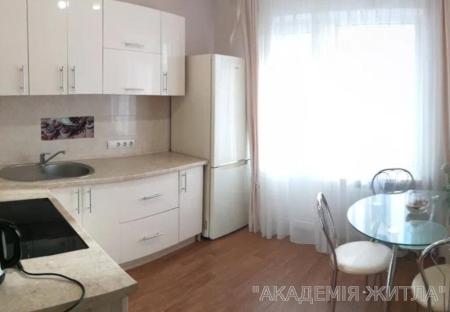 Продам 1-комнатную квартиру в новостройке