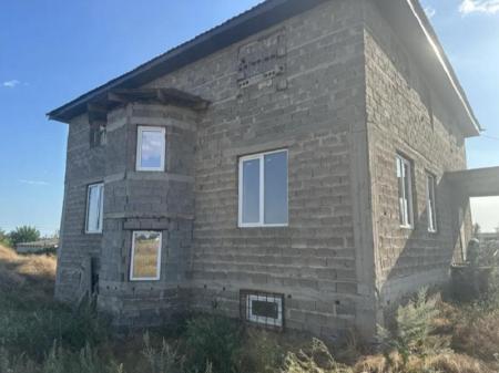 Продам 2-этажный дом