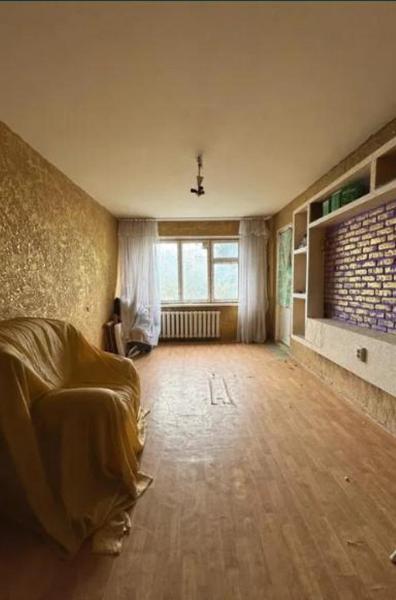 Продам 3-кімнатну квартиру