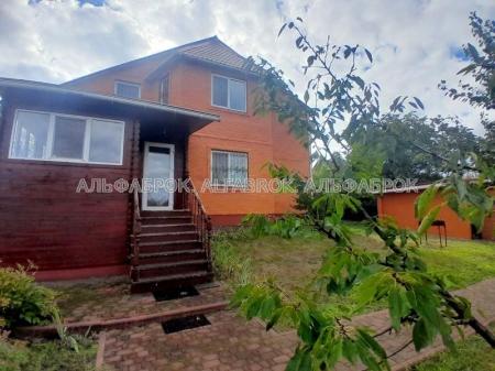 Продам 2-поверховий будинок