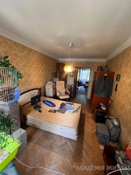 Продам 3-комнатную квартиру