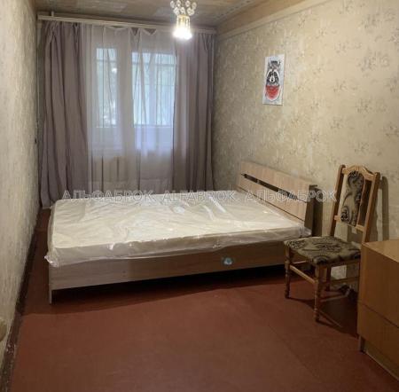 Продам 3-комнатную квартиру