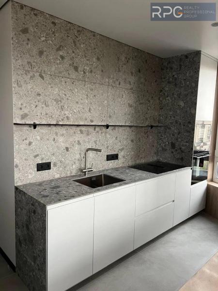 Продам 2-кімнатну квартиру, ЖК White Lines