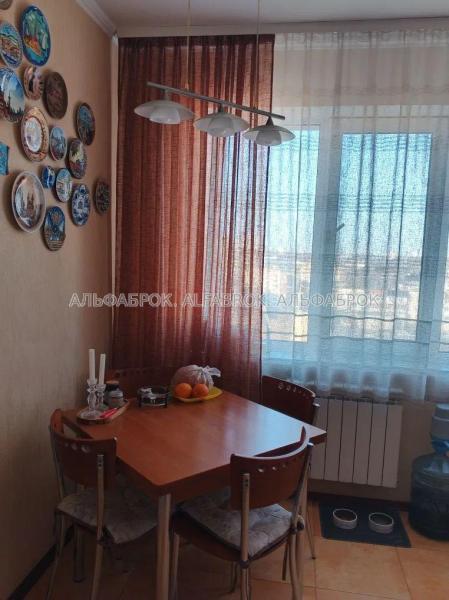Продам 3-комнатную квартиру
