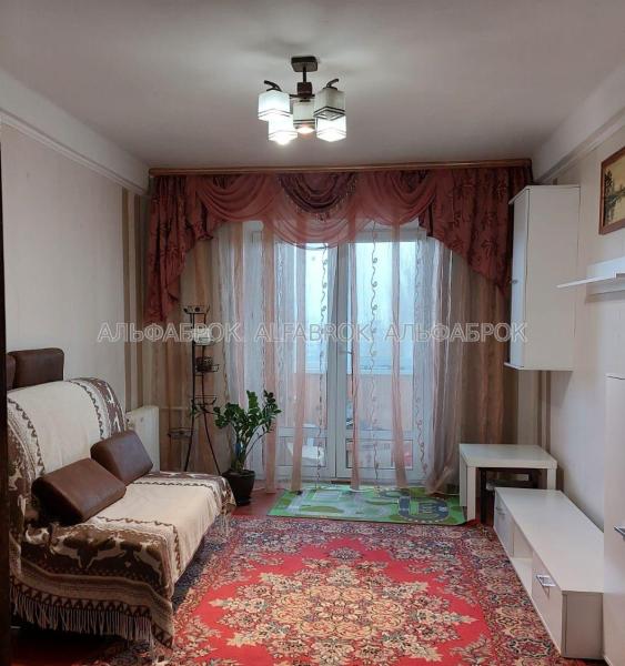 Продам 3-кімнатну квартиру