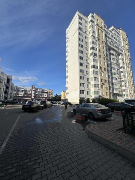 Продам 1-кімнатну квартиру в новобудові