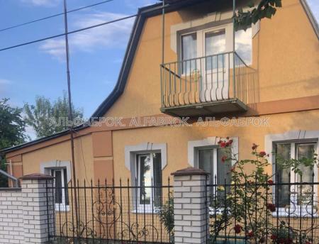 Продам 2-поверховий будинок