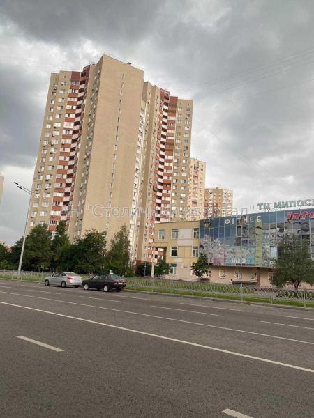 Продам 3-комнатную квартиру