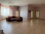 Продам 3-кімнатну квартиру, 132 м², євроремонт