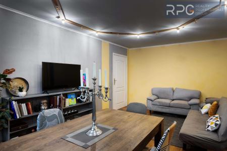 Продам 5-кімнатну квартиру