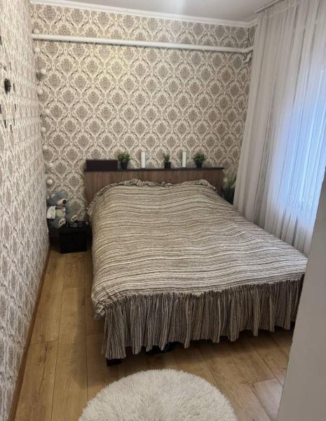 Продам 2-поверховий будинок