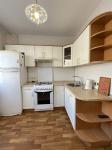 Продам 2-кімнатну квартиру, 53 м², косметичний ремонт
