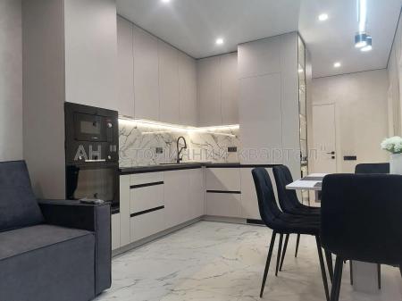 Продам 2-комнатную квартиру, ЖК Варшавский 2