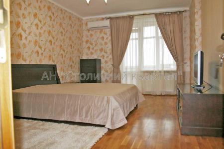 Продам 3-кімнатну квартиру