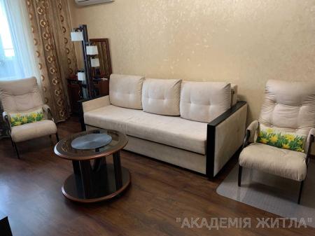Продам 2-комнатную квартиру