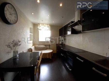 Продам 3-кімнатну квартиру