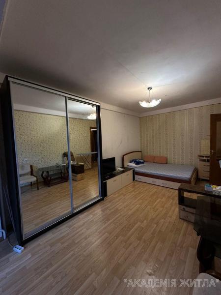 Продам 1-комнатную квартиру