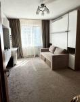 Продам 1-комнатную квартиру, 49 м², капитальный ремонт