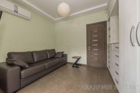 Продам 3-комнатную квартиру